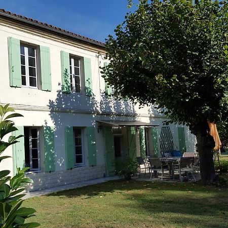 Bed and Breakfast Chez Alexandra Louchats Экстерьер фото