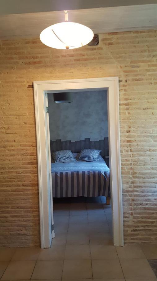 Bed and Breakfast Chez Alexandra Louchats Экстерьер фото