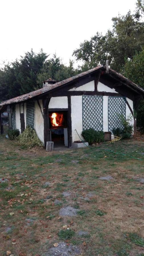 Bed and Breakfast Chez Alexandra Louchats Экстерьер фото
